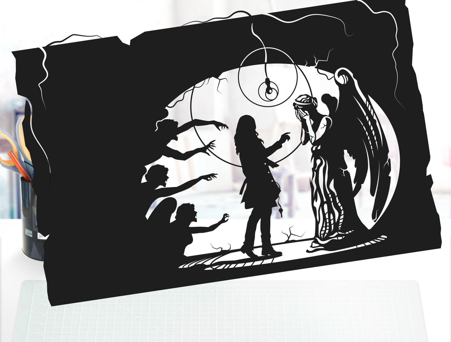UNFRAMED Doctor Who - Blink paper cut art